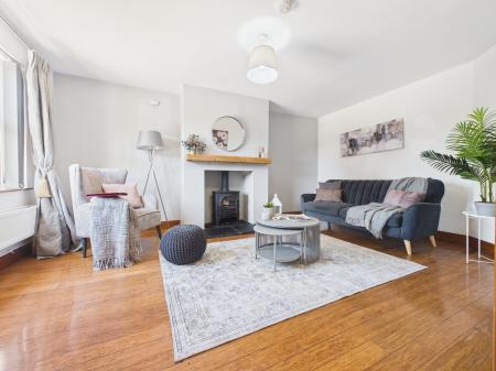 3 bedroom Semi-detached house for sale in Edenderry, Belfast, BT8