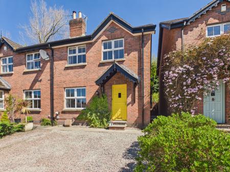 3 bedroom Semi-detached house for sale in Edenderry, Belfast, BT8