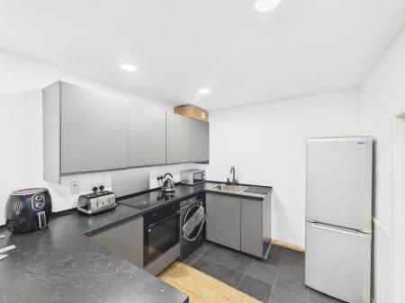 4 bedroom Terraced House for sale in Beersbridge Road, Belfast, BT5