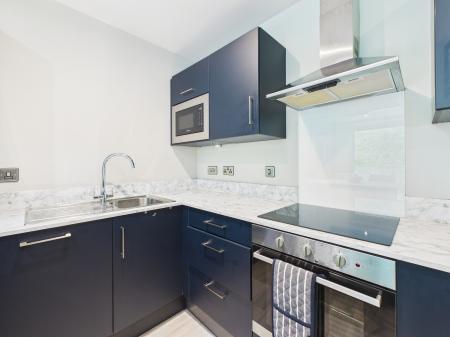 2 bedroom Flat to let in 60 Knocknagoney Road, Belfast, BT4