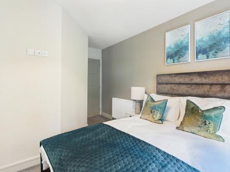 2 bedroom Flat to let in 60 Knocknagoney Road, Belfast, BT4