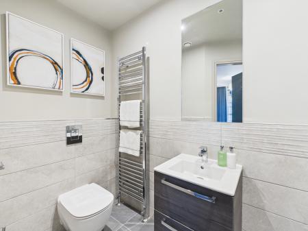 2 bedroom Apartment to let in 62 Knocknagoney Road, Belfast, BT4