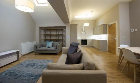 2 bedroom Flat to let in 56 Rossmore Drive, Belfast, BT7