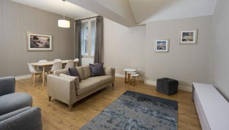 2 bedroom Flat to let in 56 Rossmore Drive, Belfast, BT7
