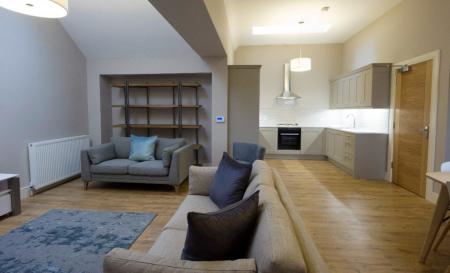 2 bedroom Flat to let in 56 Rossmore Drive, Belfast, BT7