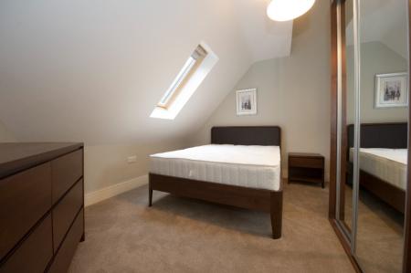 2 bedroom Flat to let in 56 Rossmore Drive, Belfast, BT7