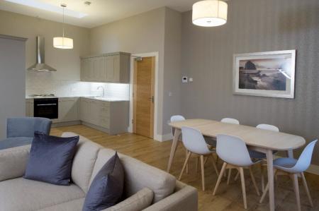 2 bedroom Flat to let in 56 Rossmore Drive, Belfast, BT7