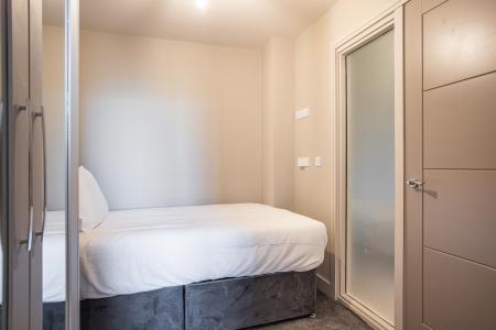 2 bedroom Flat to let in 64 Knocknagoney Road, Belfast, BT4