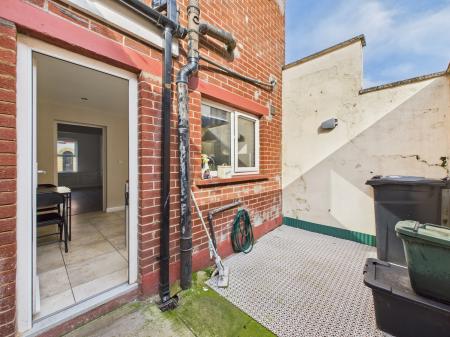 2 bedroom Terraced House to let in Bendigo Street, Belfast, BT6