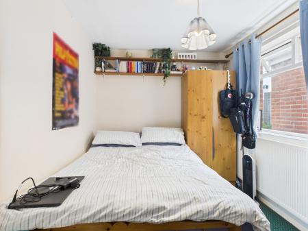 3 bedroom Terraced House to let in Cadogan Street, Belfast, BT7