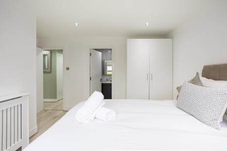 2 bedroom Apartment to let in 85 Tate's Avenue, Belfast, BT9