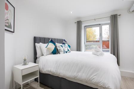 2 bedroom Apartment to let in 85 Tate's Avenue, Belfast, BT9