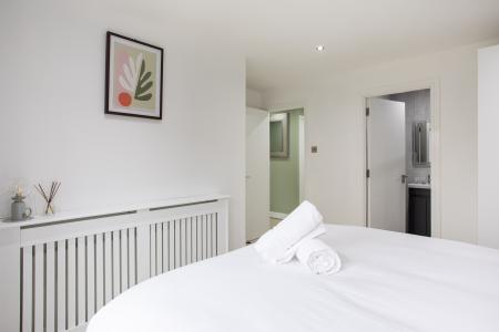 2 bedroom Apartment to let in 85 Tate's Avenue, Belfast, BT9