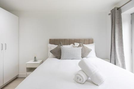 2 bedroom Apartment to let in 85 Tate's Avenue, Belfast, BT9