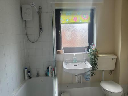 2 bedroom Terraced House to let in Somerset Street, Belfast, BT7