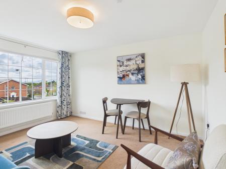2 bedroom Flat to let in Strathearn Court, BT18