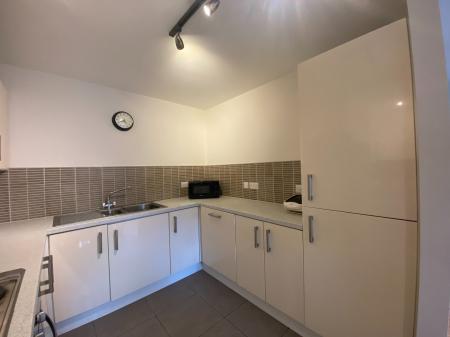 2 bedroom Flat to let in Princes Dock Street, Belfast, BT1