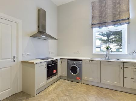 2 bedroom Flat to let in 258 Ravenhill Road, Belfast, BT6