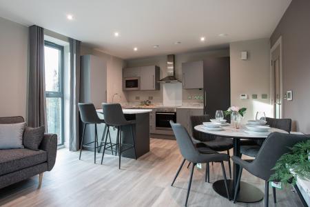 2 bedroom Apartment to let in 62 Knocknagoney Road, Belfast, BT4