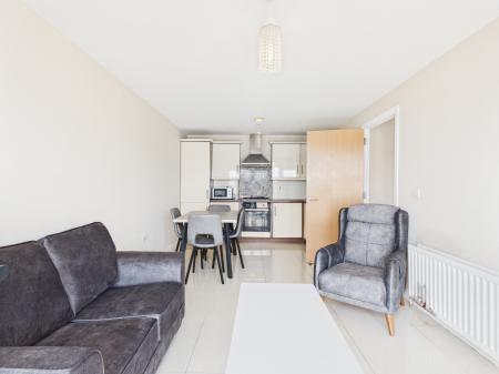 2 bedroom Flat to let in Brown Square, Peters Hill, Belfast, BT13