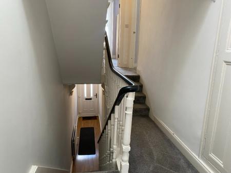 3 bedroom Semi-detached house to let in Ormeau Road, Belfast, BT7