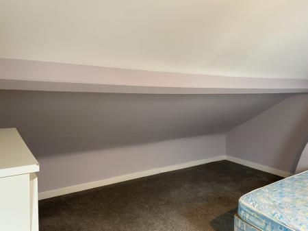 3 bedroom Semi-detached house to let in Ormeau Road, Belfast, BT7