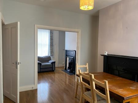 3 bedroom Semi-detached house to let in Ormeau Road, Belfast, BT7