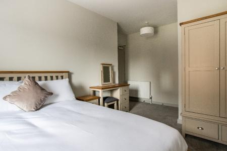 2 bedroom Flat to let in 334 Ormeau Road, Belfast, BT7