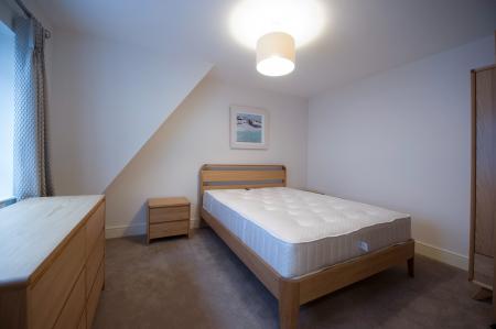 2 bedroom Flat to let in 56 Rossmore Drive, Belfast, BT7