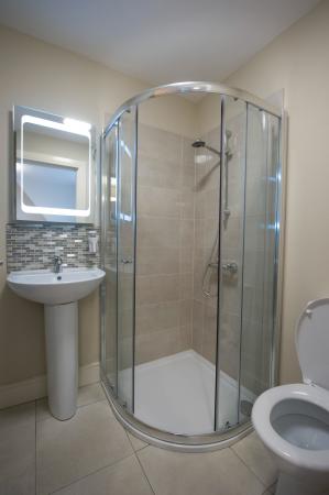 2 bedroom Flat to let in 56 Rossmore Drive, Belfast, BT7