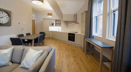 2 bedroom Flat to let in 56 Rossmore Drive, Belfast, BT7