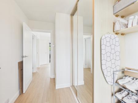 2 bedroom Semi-detached house to let in Delamont Park, Belfast, BT6