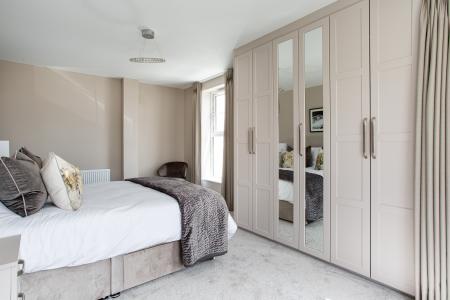 2 bedroom Flat to let in 1 Rosepark Gardens, Belfast, BT5