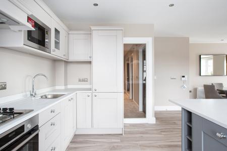 2 bedroom Flat to let in 1 Rosepark Gardens, Belfast, BT5