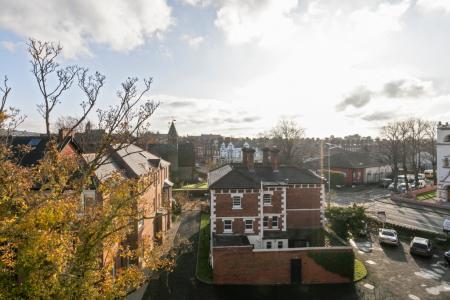 2 bedroom Apartment to let in 336 Ormeau Road, Belfast, BT7