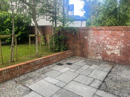 1 bedroom Flat to let in Sans Souci Park, Belfast, BT9