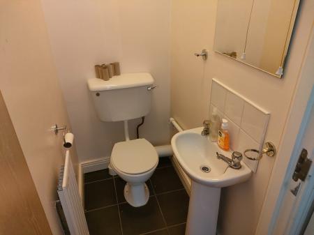 3 bedroom Flat to let in Fitzroy Avenue, Belfast, BT7