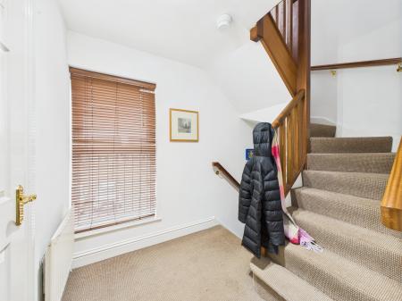 3 bedroom Town house to let in Hillsborough Road, Carryduff, BT8