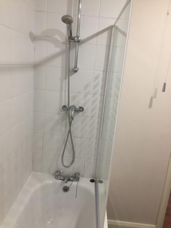 2 bedroom Flat to let in 107 Castle Street, Belfast, BT1