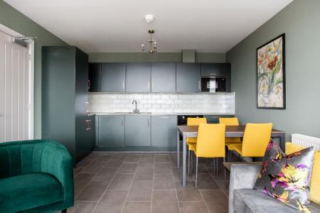 2 bedroom Apartment to let in 334 Ormeau Road, Belfast, BT7