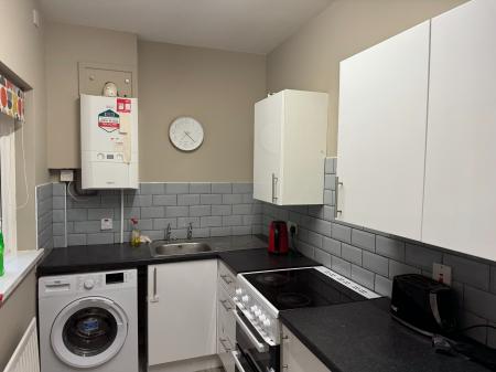 2 bedroom Terraced House to let in Dewey Street, Belfast, BT13