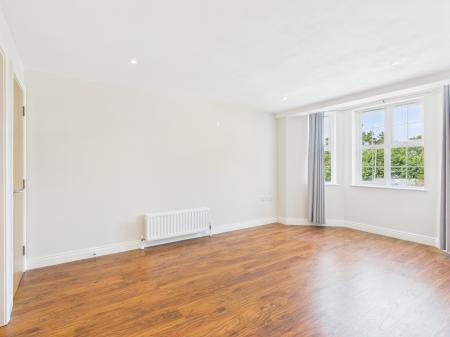 2 bedroom Apartment to let in Milfort Mews, Glenburn Road, Dunmurry, Belfast, BT17