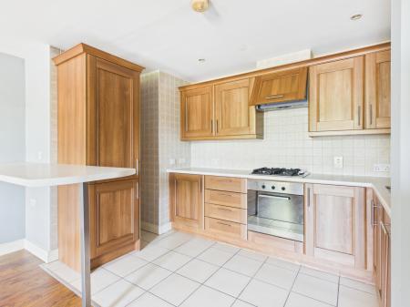 2 bedroom Apartment to let in Milfort Mews, Glenburn Road, Dunmurry, Belfast, BT17