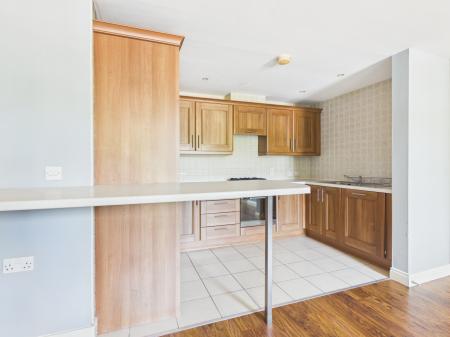 2 bedroom Apartment to let in Milfort Mews, Glenburn Road, Dunmurry, Belfast, BT17