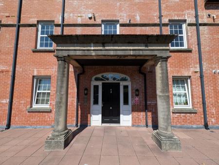 2 bedroom Apartment to let in Milfort Mews, Glenburn Road, Dunmurry, Belfast, BT17
