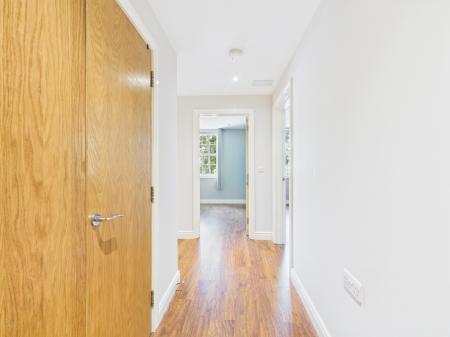 2 bedroom Apartment to let in Milfort Mews, Glenburn Road, Dunmurry, Belfast, BT17