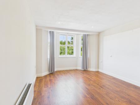 2 bedroom Apartment to let in Milfort Mews, Glenburn Road, Dunmurry, Belfast, BT17