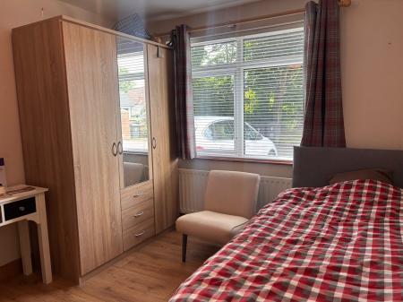 2 bedroom Flat to let in Annavale House, Carryduff, BT8