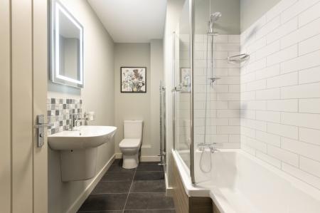 2 bedroom Apartment to let in Newtownbreda Road, Belfast, BT8