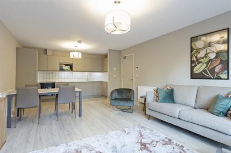2 bedroom Apartment to let in Newtownbreda Road, Belfast, BT8